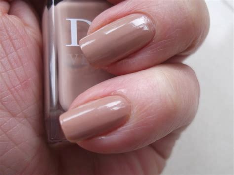 dior greige nail|dior vernis nails.